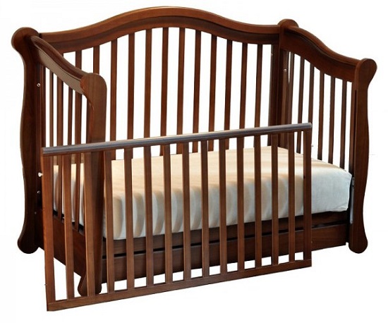 как выбрать детскую кроватку